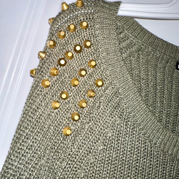 Express Green Studded Sweater Size: XS - Picture 5 of 9